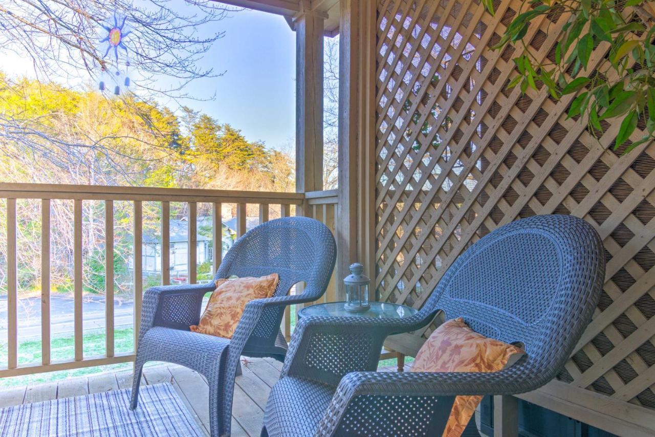 Studio With Resort Amenities 1 Mi To Lake Lure Dış mekan fotoğraf